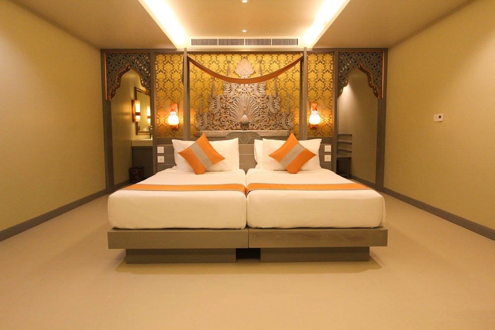 Maikhao Palm Beach Resort — Hotel rooms in Mai Khao, Phuket Province