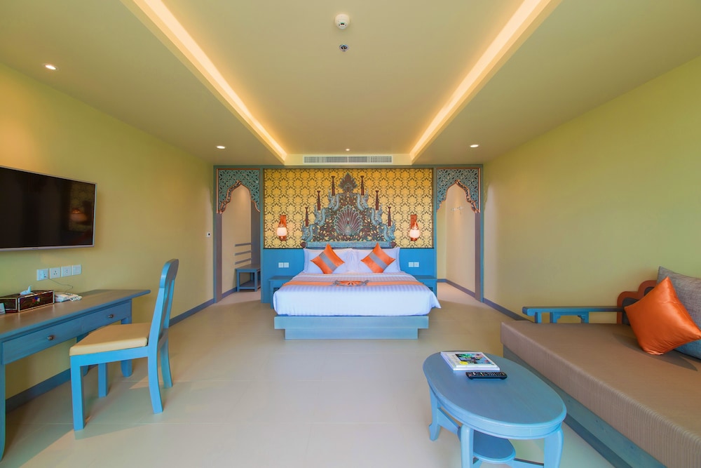 Maikhao Palm Beach Resort — Hotel rooms in Mai Khao, Phuket Province