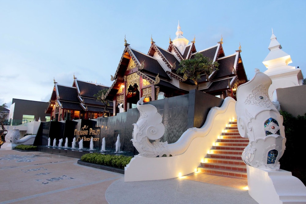 Maikhao Palm Beach Resort — Hotel building in Mai Khao, Phuket Province