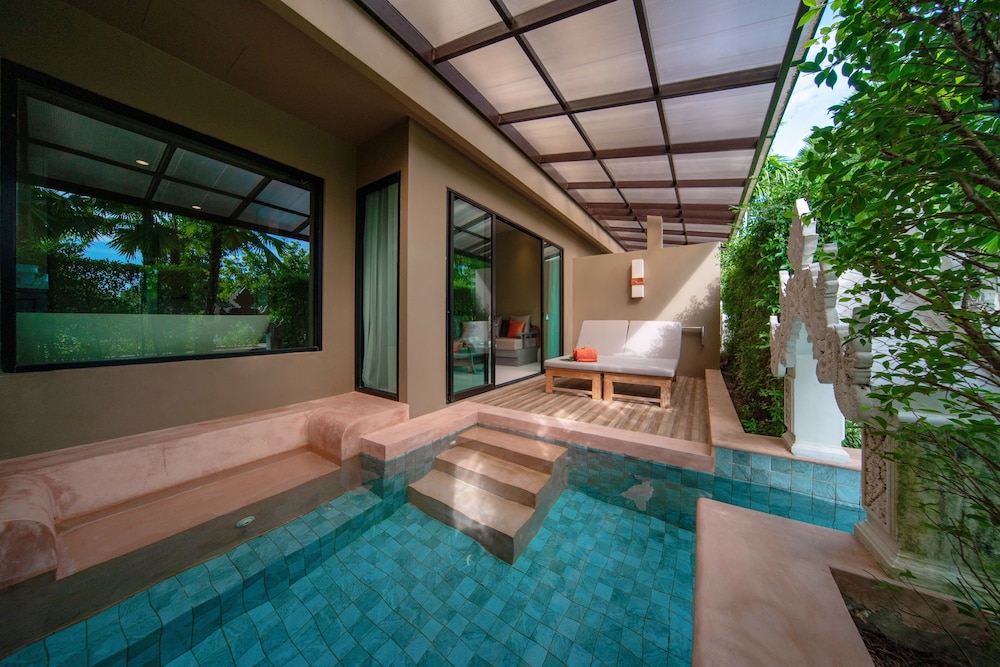 Maikhao Palm Beach Resort — Swimming pool in Mai Khao, Phuket Province