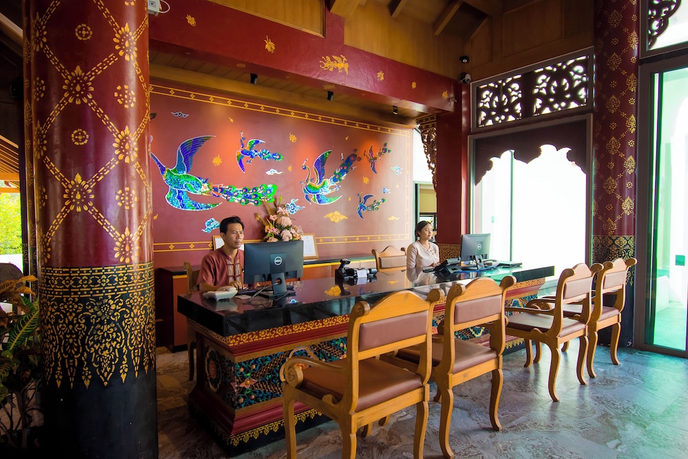 Maikhao Palm Beach Resort — Restaurant & bars in Mai Khao, Phuket Province