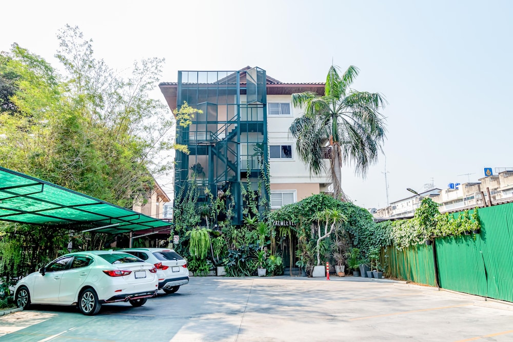 The Palm Hotel — Main photo in Bangkok, Bangkok