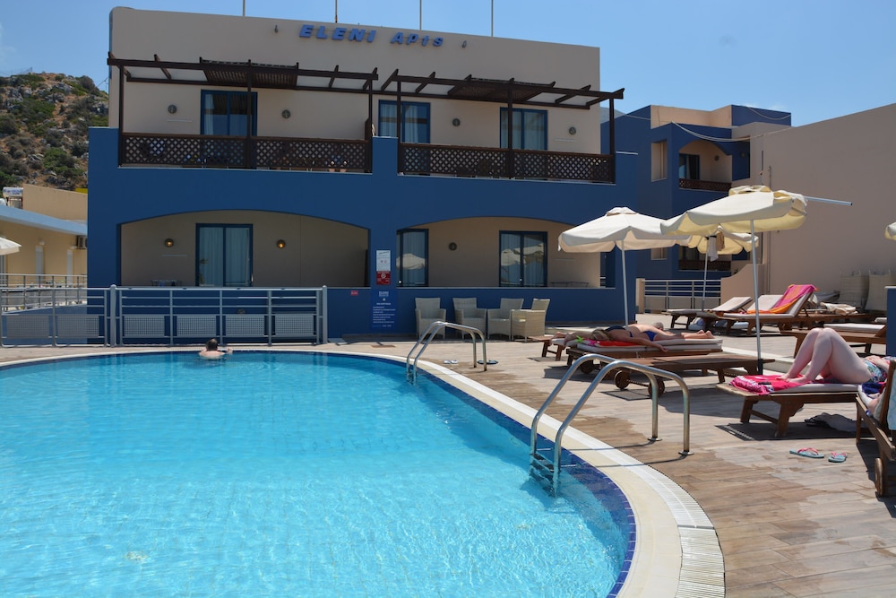 Eleni Beach Hotel — Swimming pool in Stalida