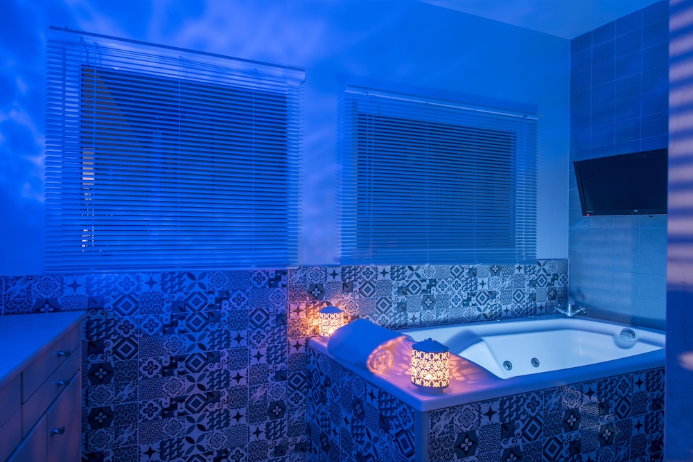 Eleni Beach Hotel — Spa in Stalida