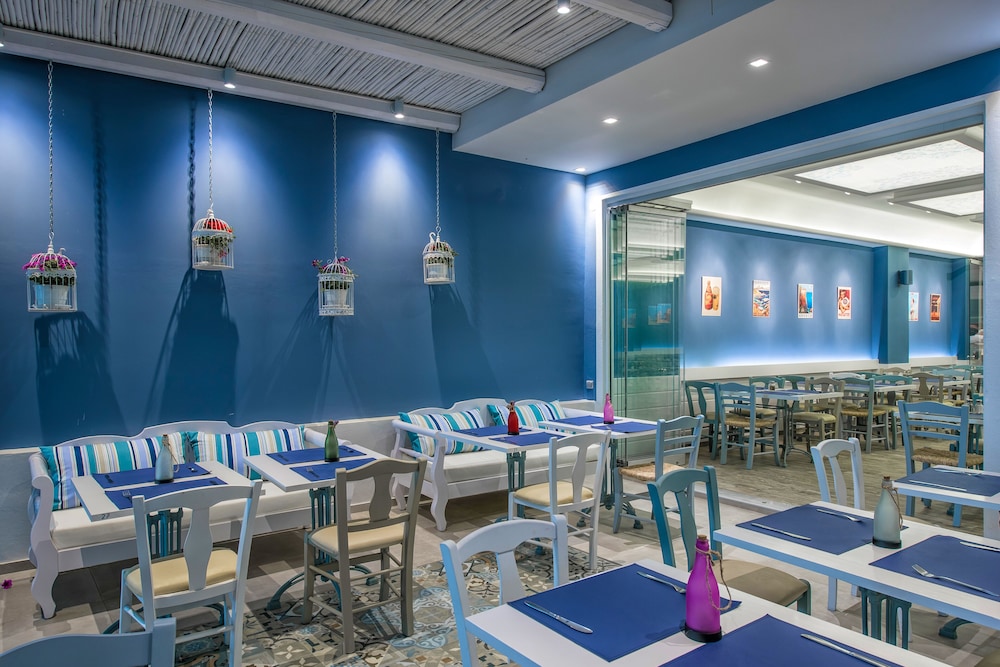 Eleni Beach Hotel — Restaurant & bars in Stalida