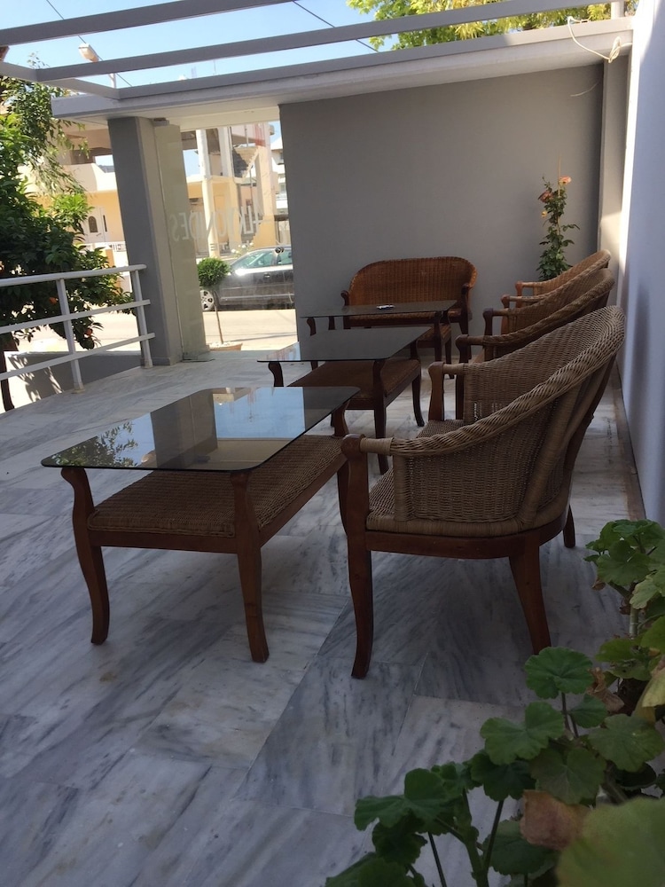 Alkyonides Hotel — Restaurant & bars in Kremasti, South Aegean