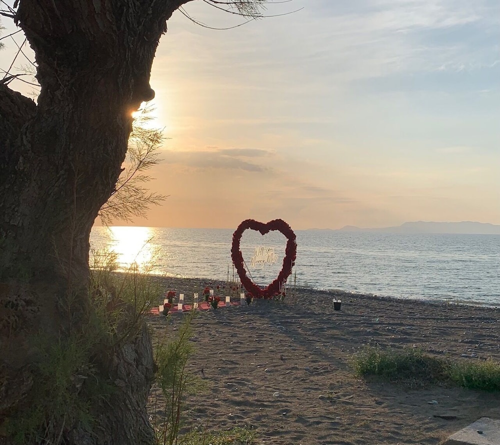 Alkyonides Hotel — Beach in Kremasti, South Aegean