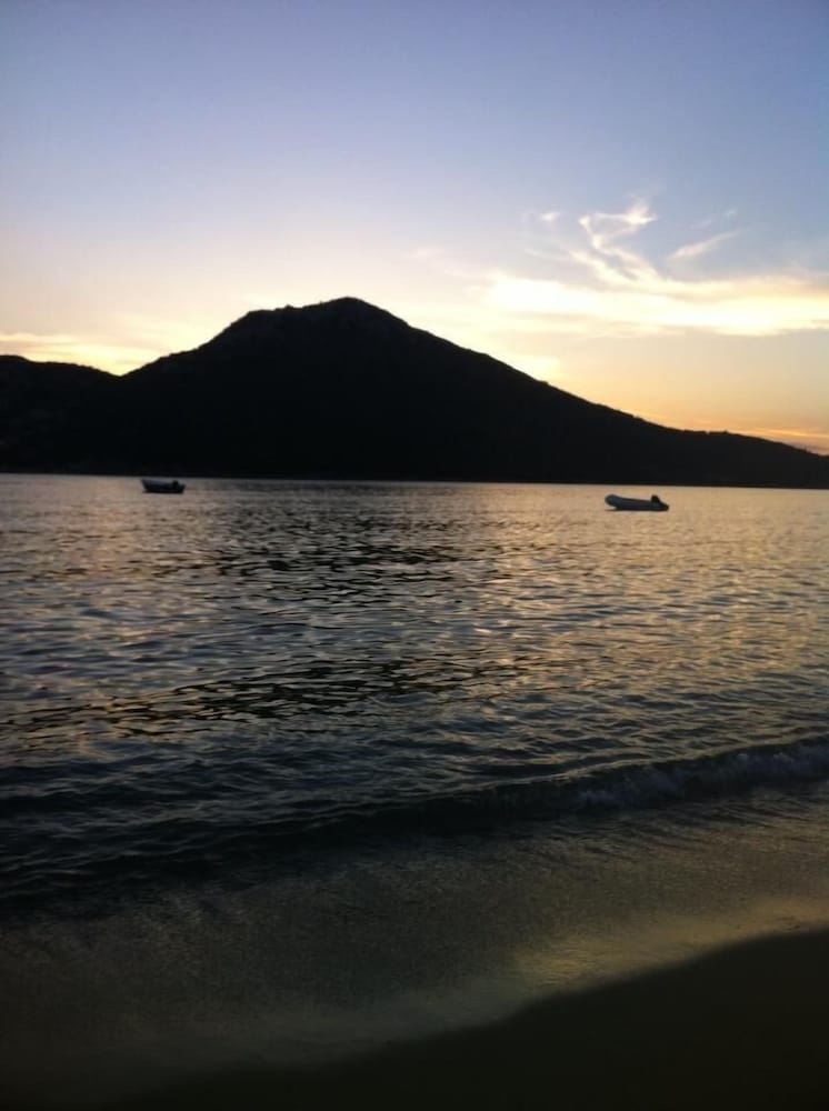 Alkyonides Hotel — Beach in Kremasti, South Aegean