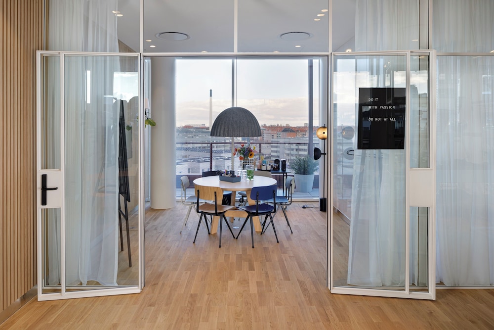 Zoku Copenhagen — Hotel rooms in Copenhagen, Hovedstaden