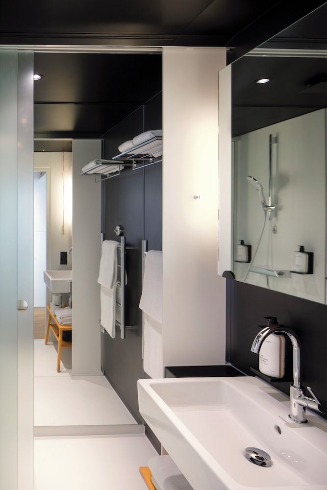 Zoku Copenhagen — Hotel rooms in Copenhagen, Hovedstaden