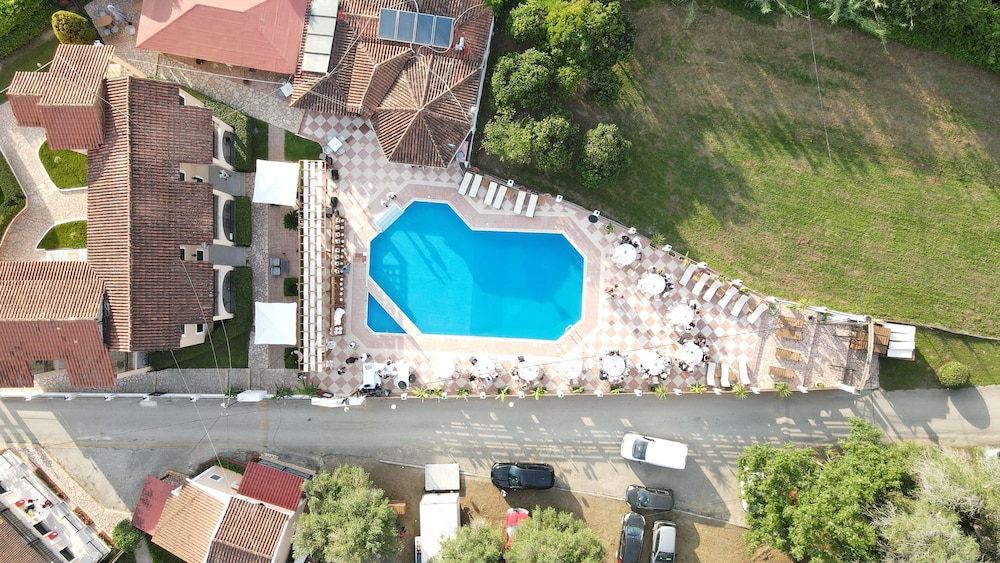 Oula maisonettes — Outdoor in Lefkimmi (Corfu), Ionian Islands