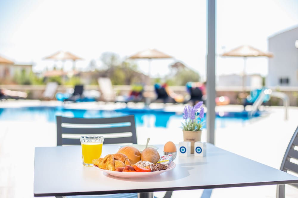 Madison Boutique — Swimming pool in Faliraki, South Aegean
