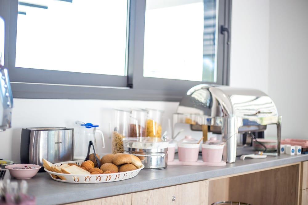 Madison Boutique — Restaurant & bars in Faliraki, South Aegean