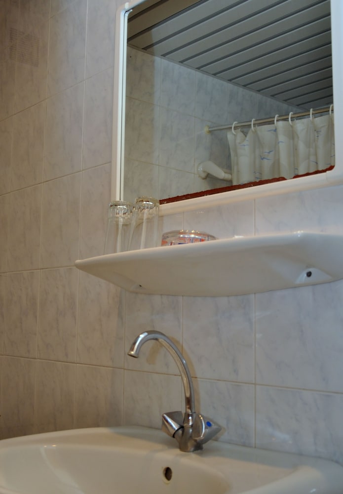 Andreolas Beach Hotel — Hotel rooms in Laganas, Ionian Islands