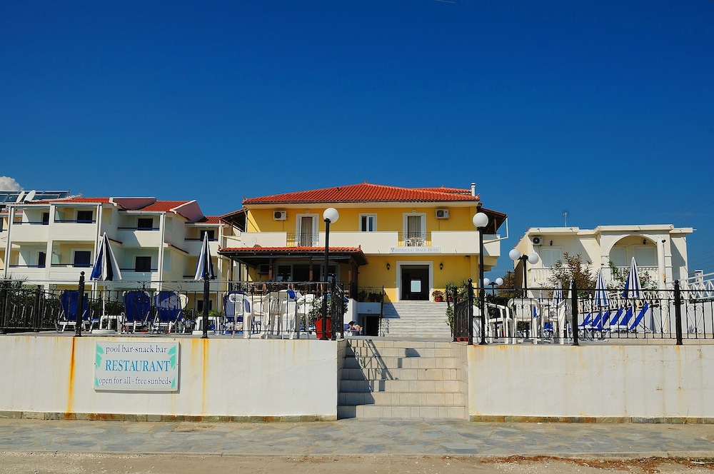 Andreolas Beach Hotel — Hotel building in Laganas, Ionian Islands