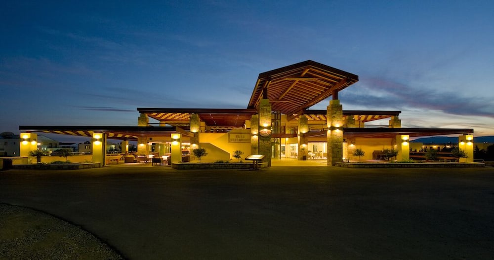 Lindia Thalassa Resort — Hotel building in Pefkos, South Aegean