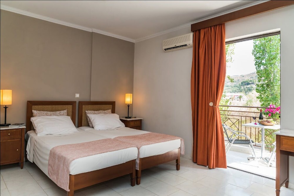 Kalidonio Studios — Hotel rooms in Kalamaki (Zakynthos), Ionian Islands