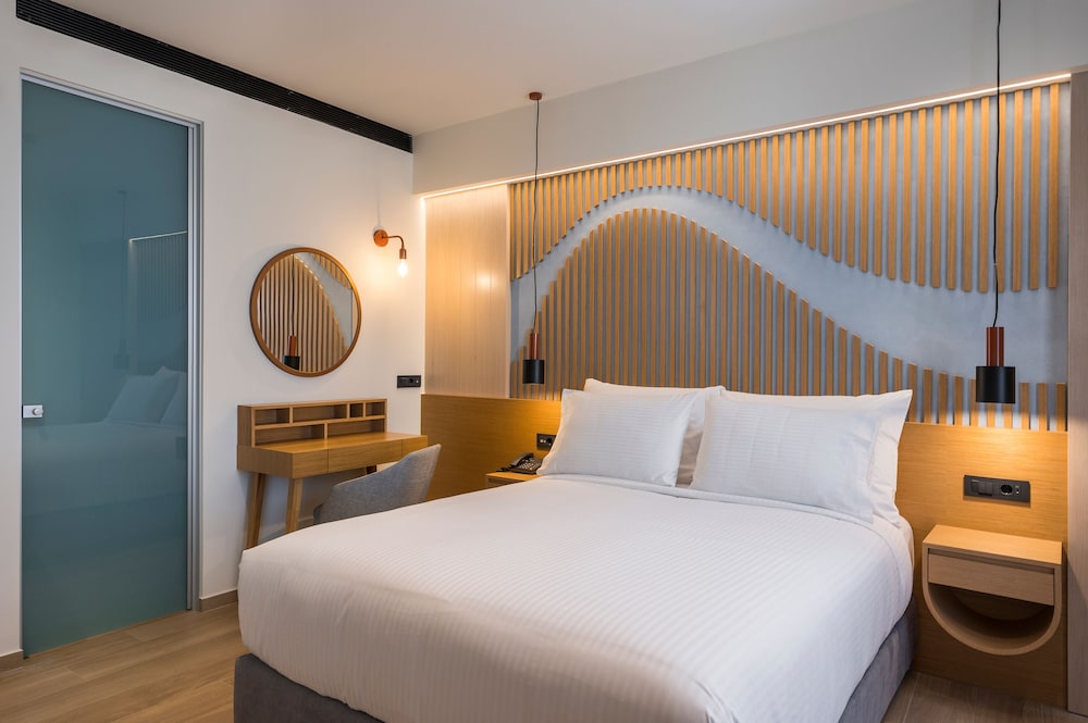 Hyperion City Hotel — Hotel rooms in Chania