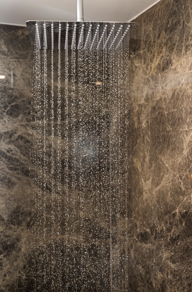 Hyperion City Hotel — Spa in Chania