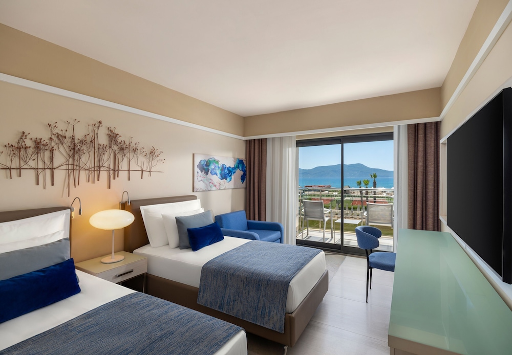 Akra Fethiye Tui Blue Sensatori All Inclusive — Hotel rooms in Fethiye, Mugla