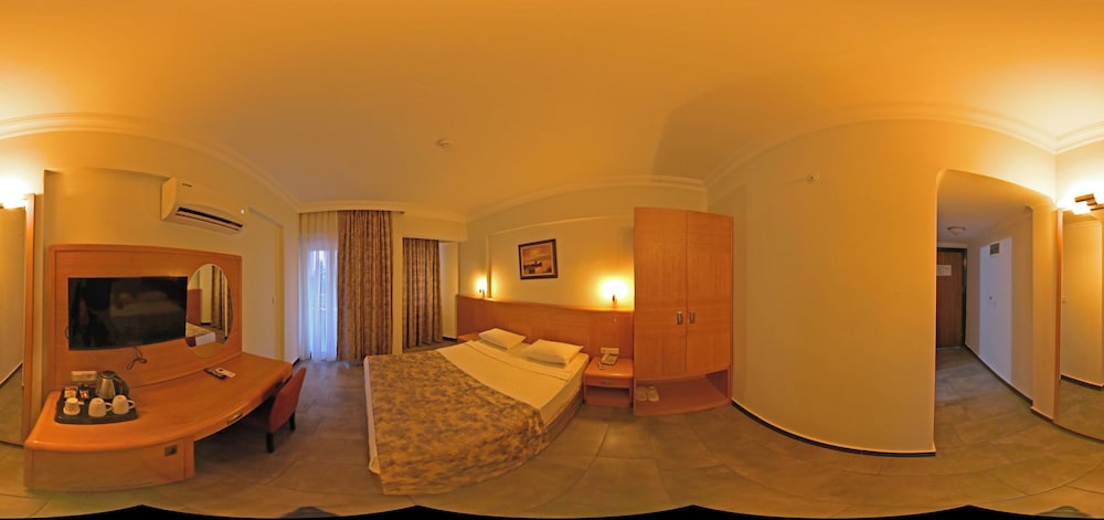 Senza Grand Santana Hotel - All inclusive — Hotel rooms in Alanya