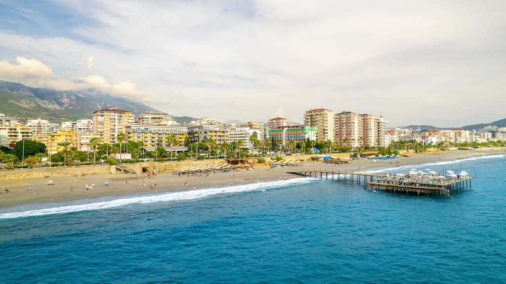 Senza Grand Santana Hotel - All inclusive — Beach in Alanya