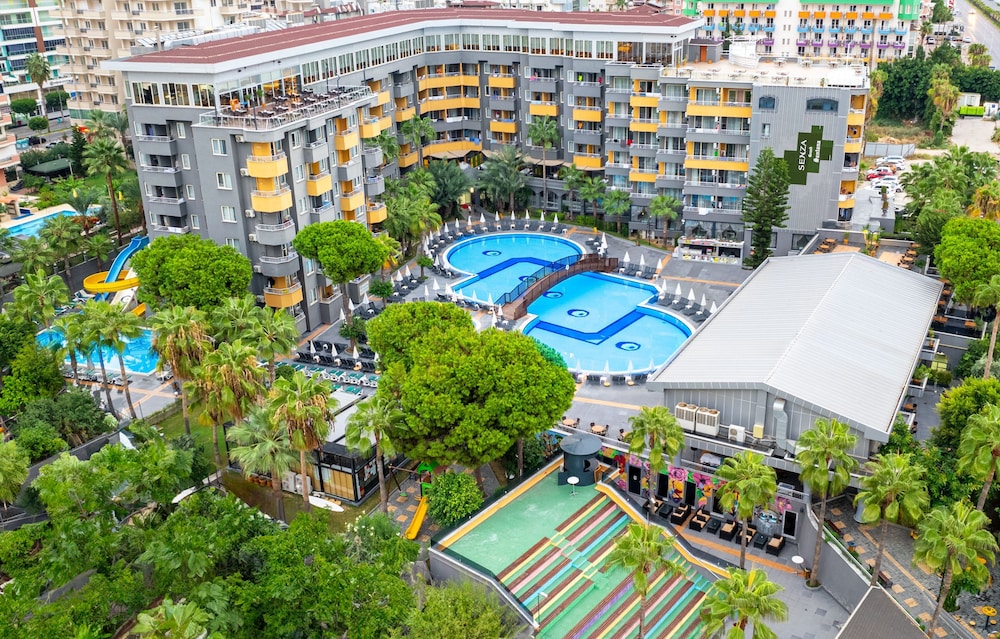 Senza Grand Santana Hotel - All inclusive — Swimming pool in Alanya