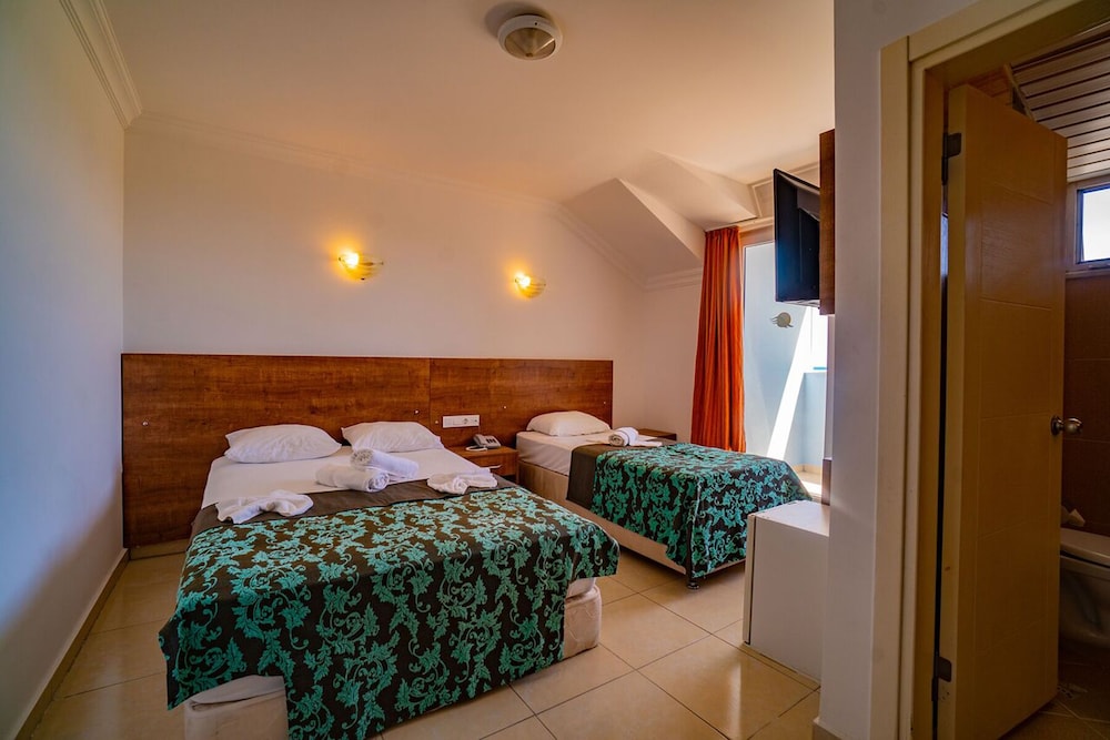 Prenses Sealine Beach Hotel — Hotel rooms in Belek