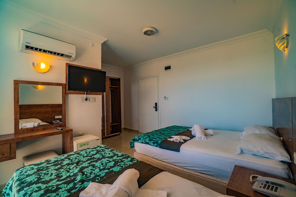 Prenses Sealine Beach Hotel — Hotel rooms in Belek