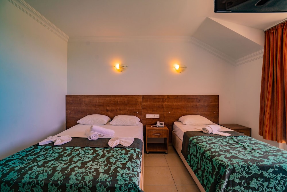 Prenses Sealine Beach Hotel — Hotel rooms in Belek