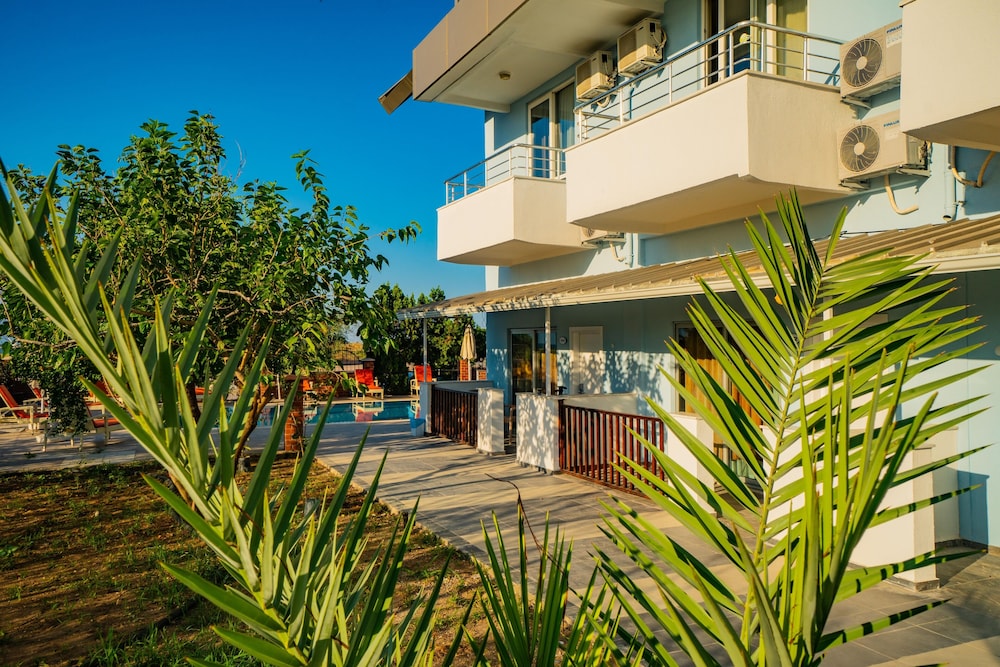 Prenses Sealine Beach Hotel — Hotel building in Belek