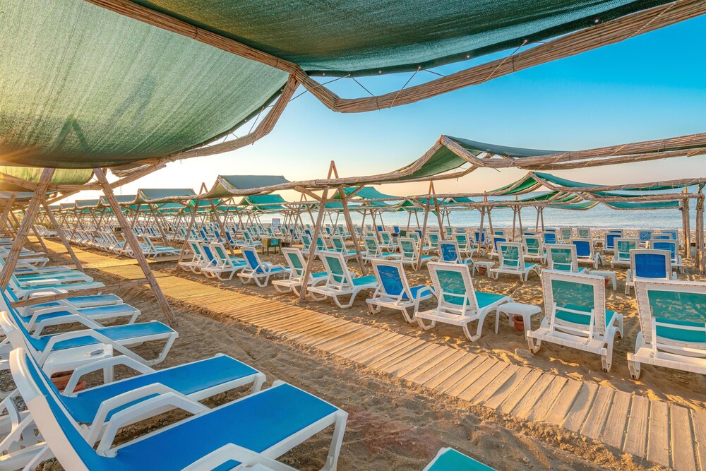 Club Sun Heaven - All Inclusive — Beach in Alanya
