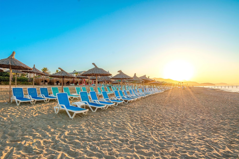 Club Sun Heaven - All Inclusive — Beach in Alanya