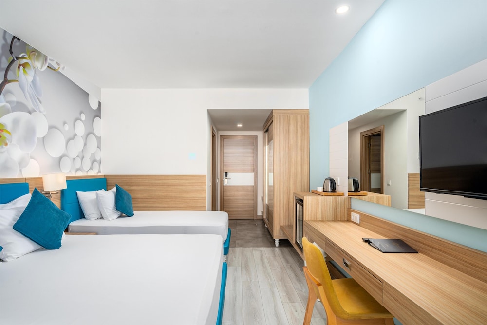 Club Sun Heaven - All Inclusive — Hotel rooms in Alanya
