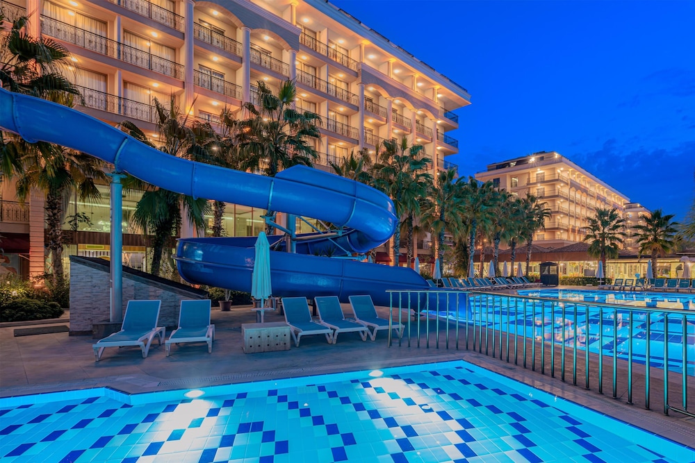 Club Sun Heaven - All Inclusive — Swimming pool in Alanya