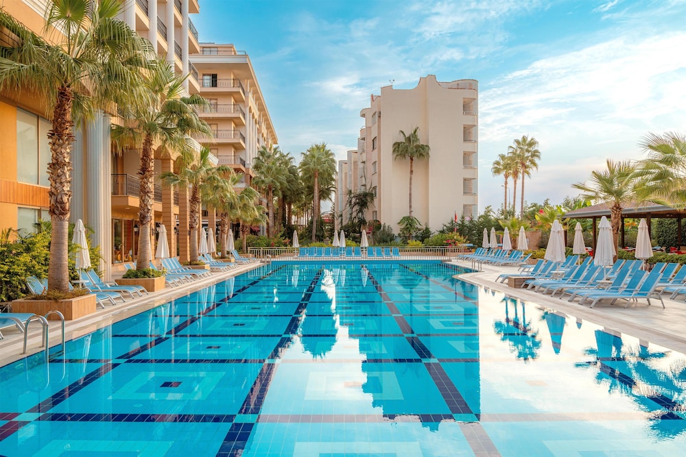 Club Sun Heaven - All Inclusive — Swimming pool in Alanya