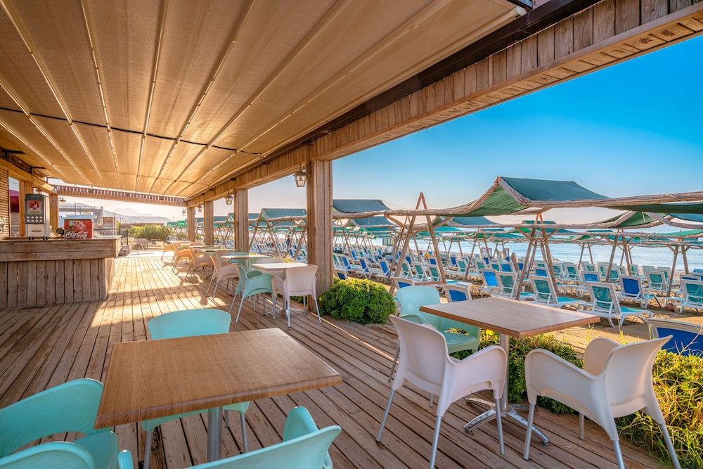 Club Sun Heaven - All Inclusive — Restaurant & bars in Alanya
