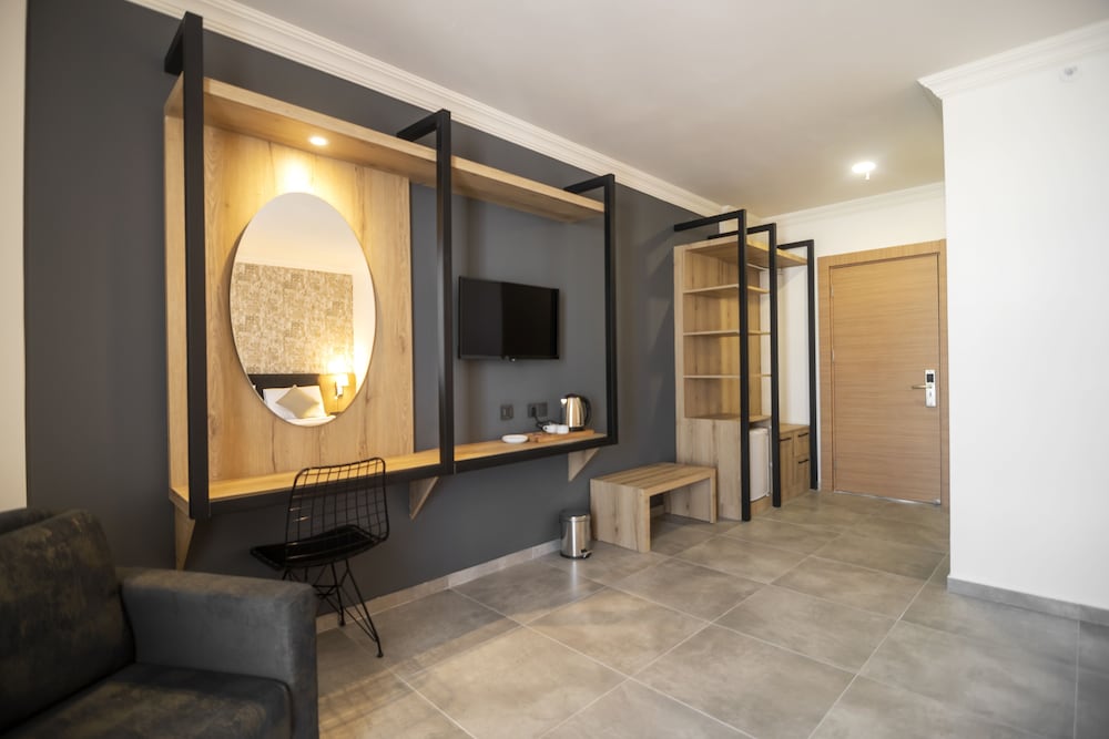 Grand Kolibri Prestige SPA — Rooms in Alanya
