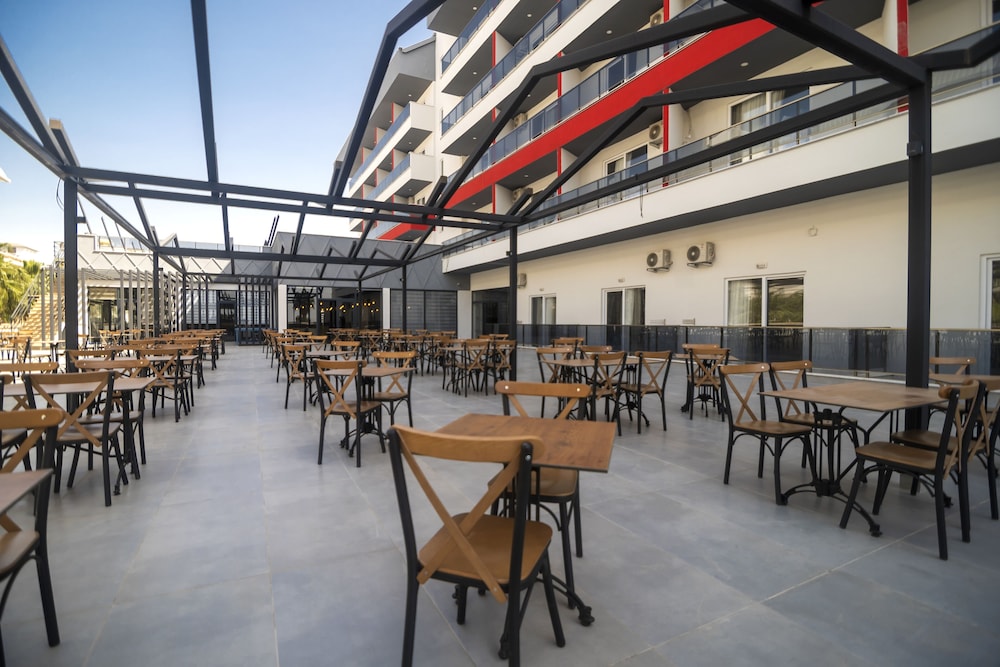 Grand Kolibri Prestige SPA — Outdoor in Alanya