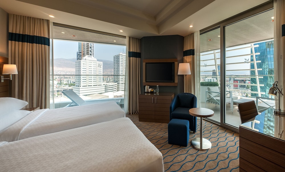 Four Points by Sheraton Izmir - zdjęcie 4