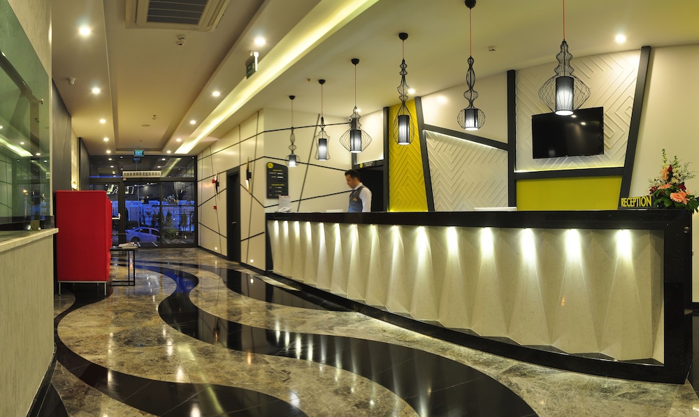 Campus Hill Hotel — Hotel building in Alanya