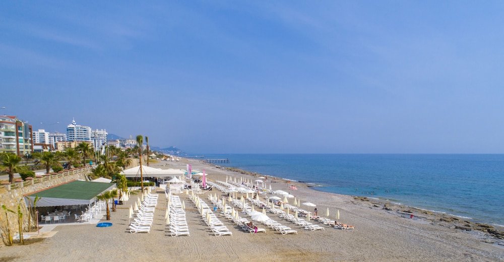 Campus Hill Hotel — Beach in Alanya