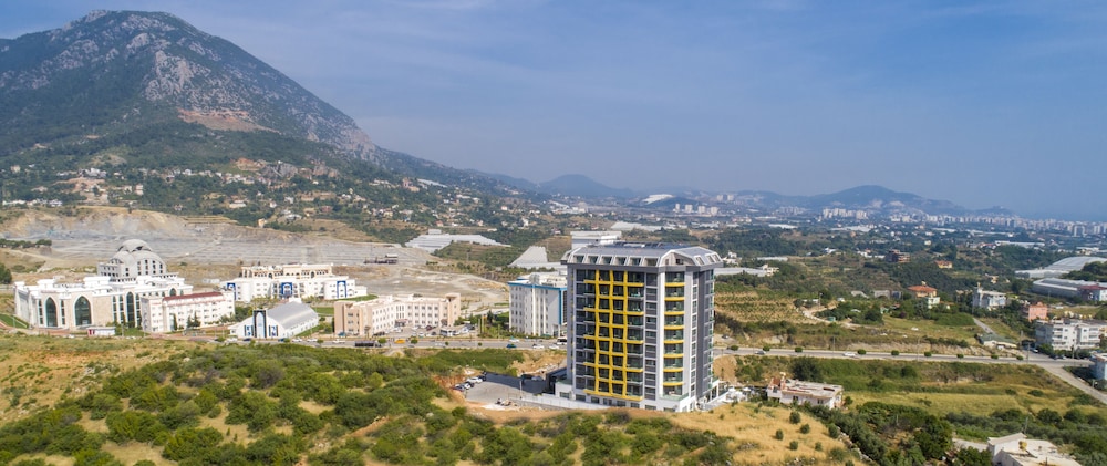 Campus Hill Hotel — Hotel building in Alanya