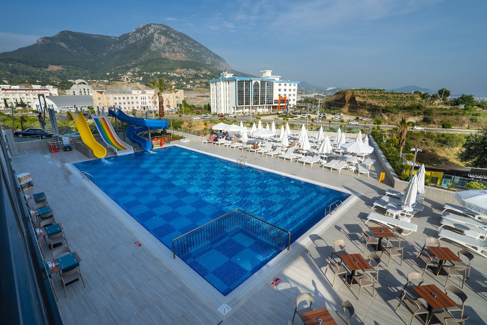 Campus Hill Hotel — Main photo in Alanya