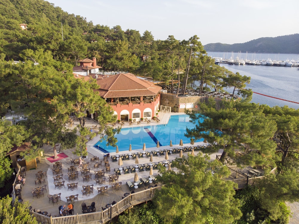 Marmaris Bay Resort - Adults Only - All inclusive — Swimming pool in Marmaris, Mugla