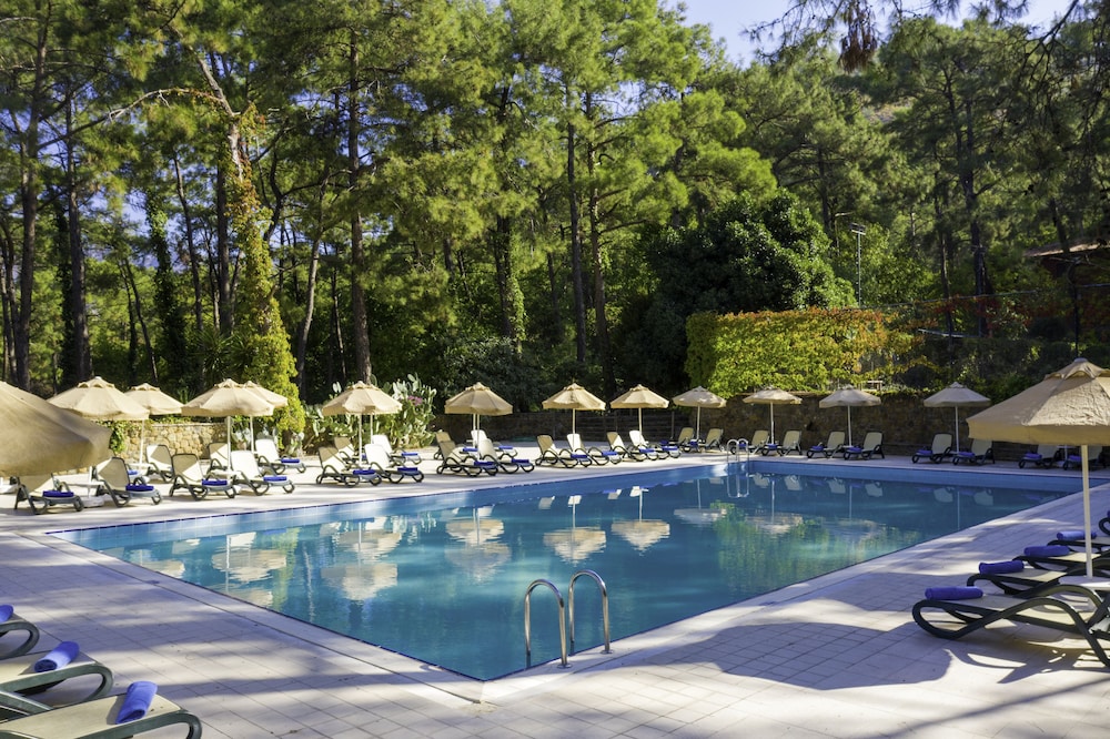Marmaris Bay Resort - Adults Only - All inclusive — Swimming pool in Marmaris, Mugla