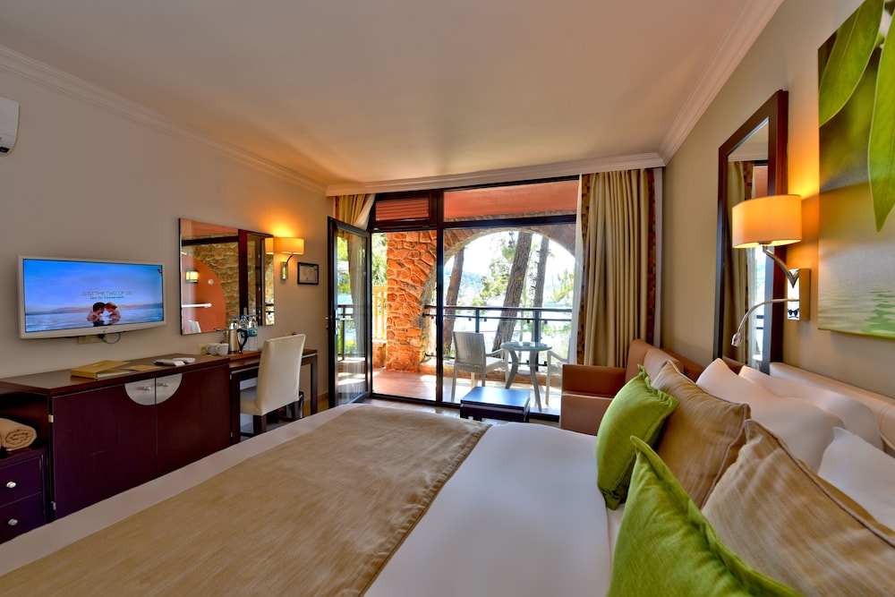 Marmaris Bay Resort - Adults Only - All inclusive — Hotel rooms in Marmaris, Mugla