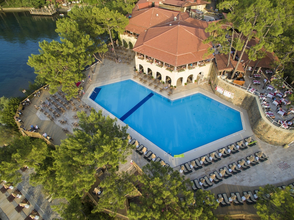 Marmaris Bay Resort - Adults Only - All inclusive — Swimming pool in Marmaris, Mugla