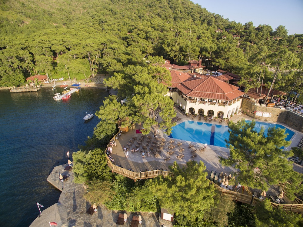 Marmaris Bay Resort - Adults Only - All inclusive — Swimming pool in Marmaris, Mugla