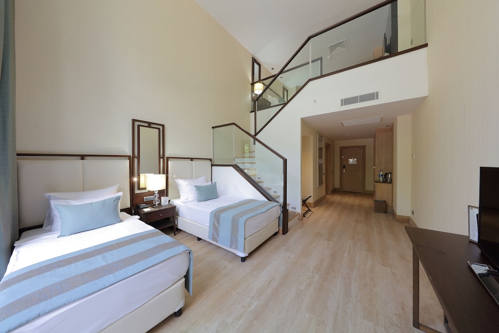 Juju Premier Palace - Ultra All Inclusive — Hotel rooms in Kemer